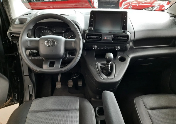 Toyota Proace City Verso cena 192000 przebieg: 6, rok produkcji 2024 z Krzyż Wielkopolski małe 92